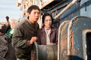Haemoo (Sea Fog) is a story of romance in the midst of an illegal immigration expedition.